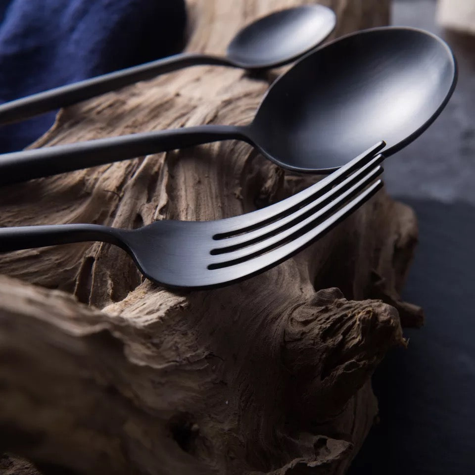 Titanium Black Dinner Set