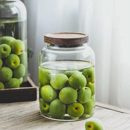 Glass Kitchen Container with Acacia Wood Air-tight Lid