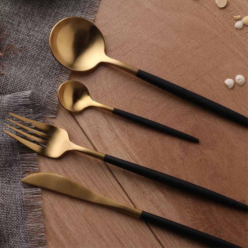 Black Gold Cutlery Set