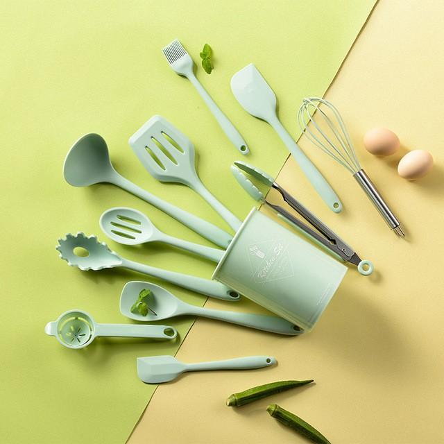 12Pcs Silicone Kitchen Utensil Set, Nonstick Cookware (BPA Free)