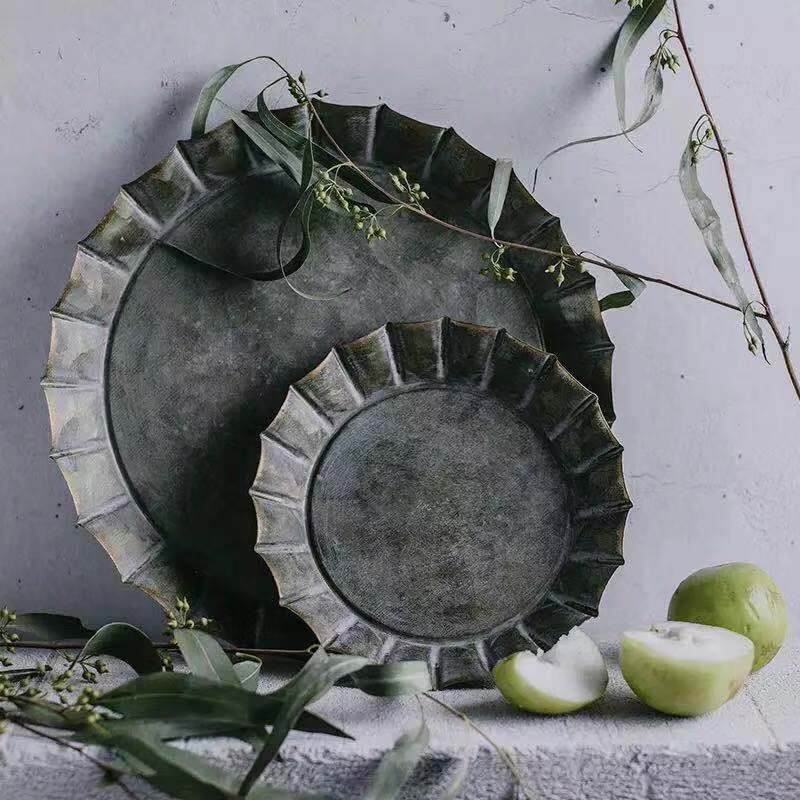 Creative Retro Storage Iron Plate